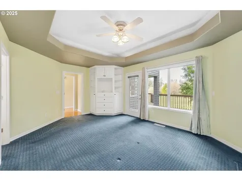 1093 NW Baker Crest Court Mcminnville OR 97128