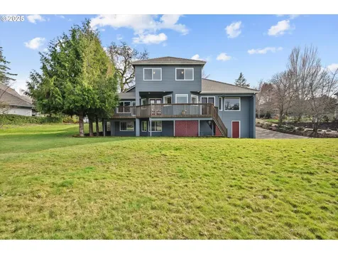 1093 NW Baker Crest Court Mcminnville OR 97128