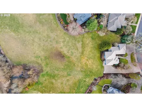 1093 NW Baker Crest Court Mcminnville OR 97128