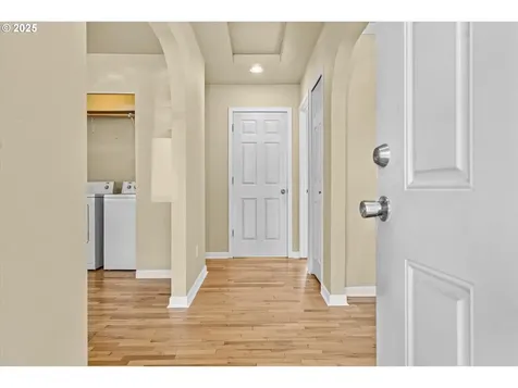 612 4th Street Woodburn OR 97071