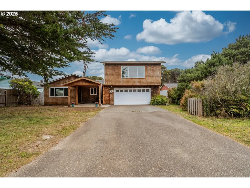1145 Newport Avenue SW Bandon OR 97411