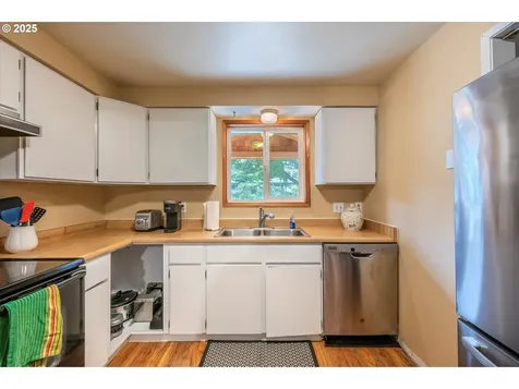 1145 Newport Avenue SW Bandon OR 97411