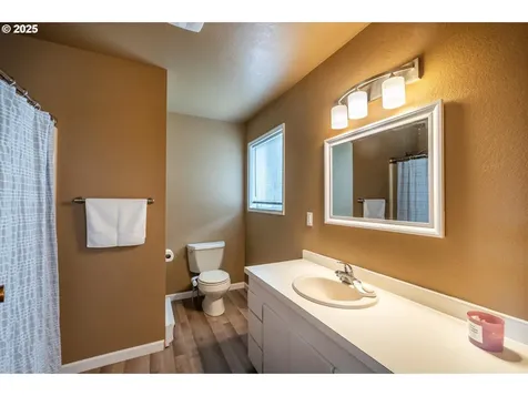 1145 Newport Avenue SW Bandon OR 97411