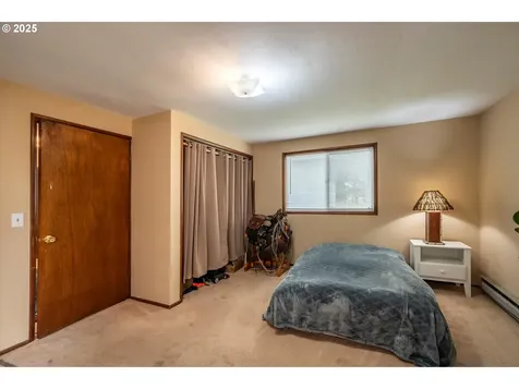 1145 Newport Avenue SW Bandon OR 97411