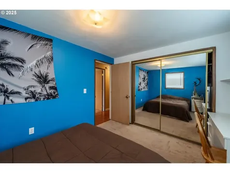 1145 Newport Avenue SW Bandon OR 97411