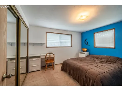 1145 Newport Avenue SW Bandon OR 97411