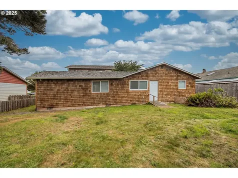 1145 Newport Avenue SW Bandon OR 97411
