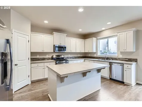 16991 NW Anita Street Portland OR 97229