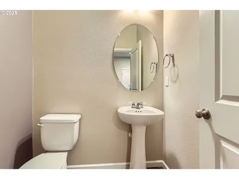 16991 NW Anita Street Portland OR 97229