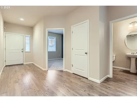 16991 NW Anita Street Portland OR 97229