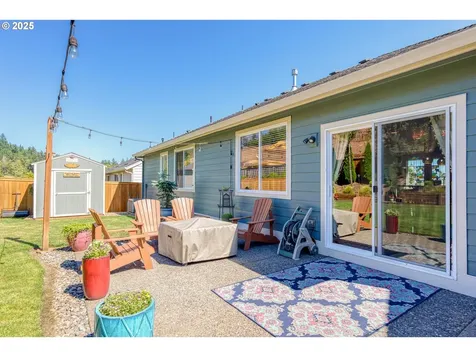 633 N V Street Washougal WA 98671