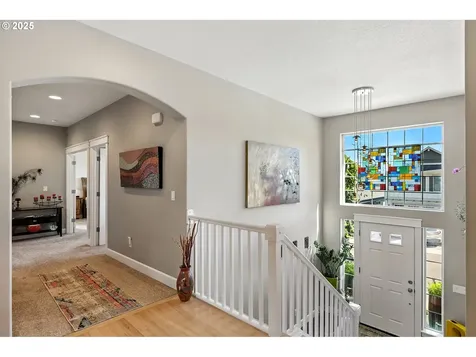 633 N V Street Washougal WA 98671