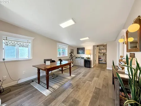 624 Fleet Street Brookings OR 97415