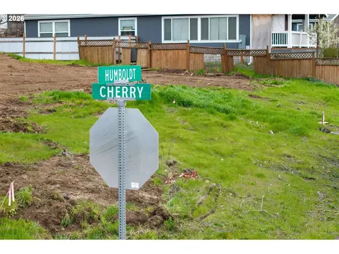 E Humboldt Street Bingen WA 98605