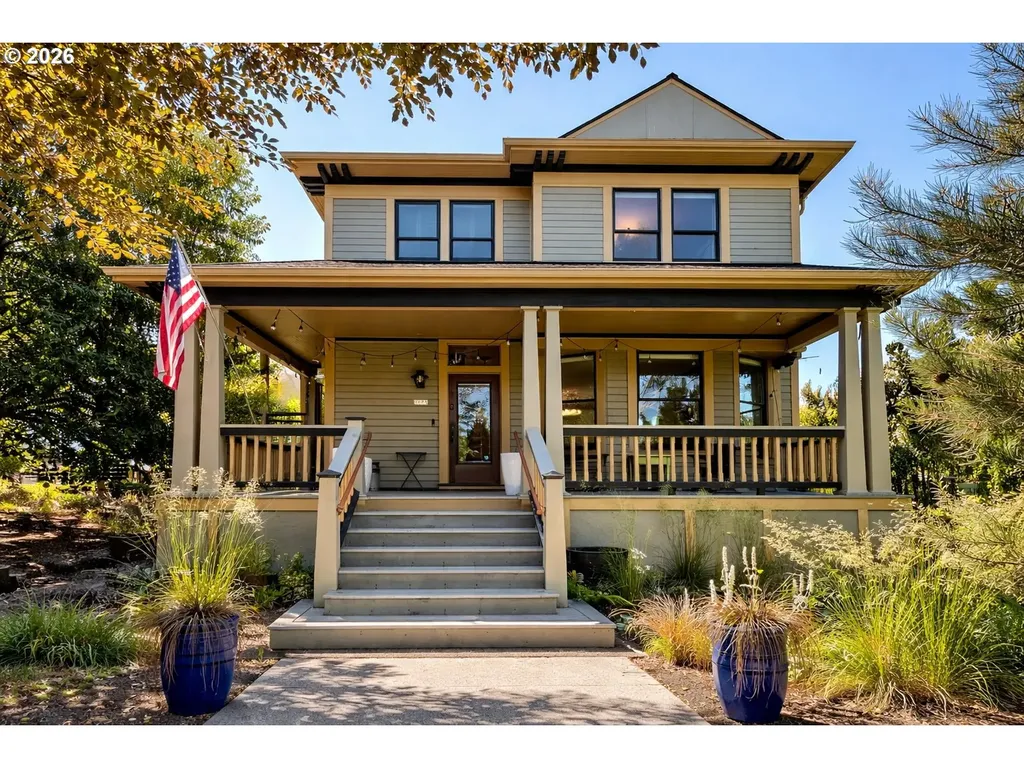 1175 11th Street Astoria OR 97103
