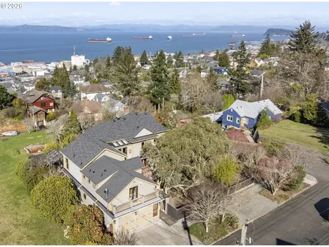 1175 11th Street Astoria OR 97103
