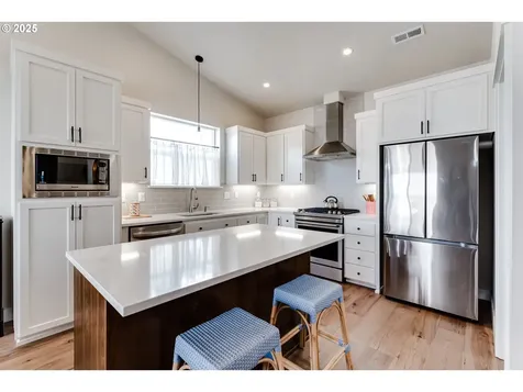 3266 Mountain Creek Lane Springfield OR 97478