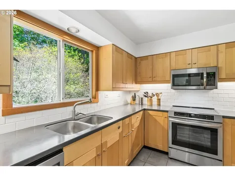 3564 SW Council Crest Drive Portland OR 97239