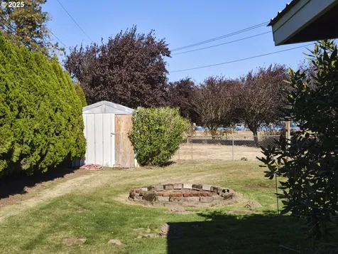 115 Whalen Loop Road Woodland WA 98674