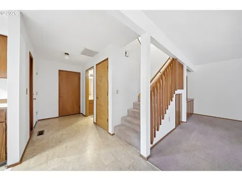 51945 SW 4th Street Scappoose OR 97056