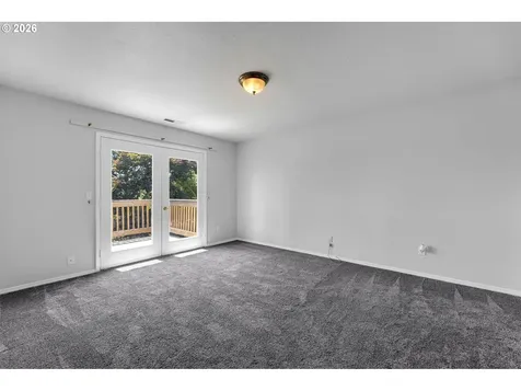 598 E Heritage Loop La Center WA 98629
