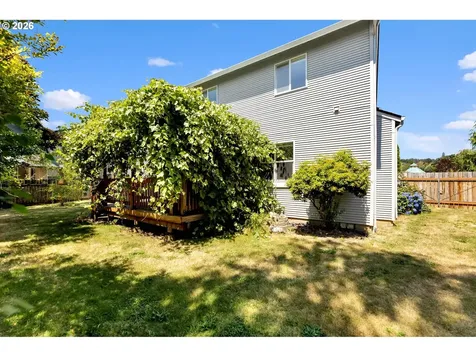 598 E Heritage Loop La Center WA 98629
