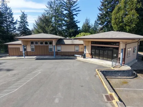 2699 N 17th Street Coos Bay OR 97420