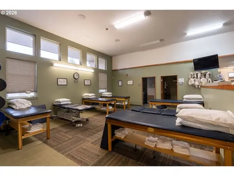 2699 N 17th Street Coos Bay OR 97420