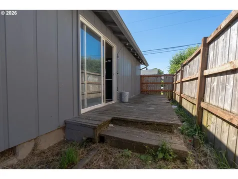 544 SW 1st Street Sheridan OR 97378