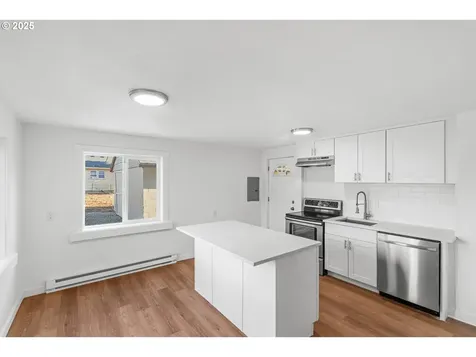 1386 G Street Washougal WA 98671
