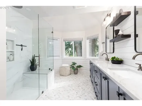 19250 SW 51st Avenue Tualatin OR 97062
