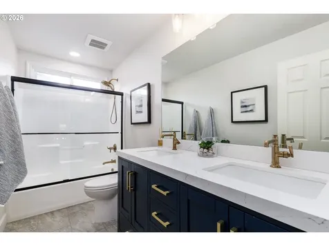 19250 SW 51st Avenue Tualatin OR 97062