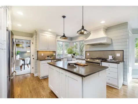 19250 SW 51st Avenue Tualatin OR 97062