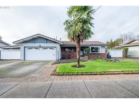 4433 41st Avenue NE Salem OR 97305