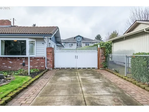 4433 41st Avenue NE Salem OR 97305