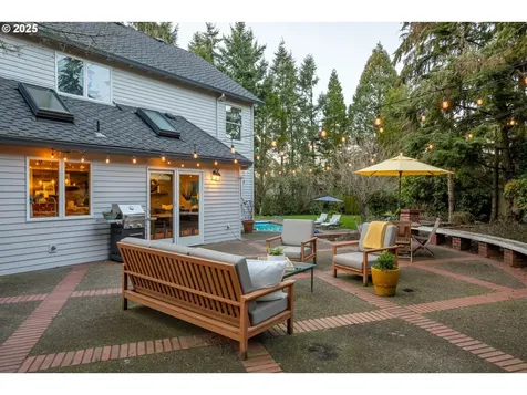 725 Oak Meadow Court Lake Oswego OR 97034