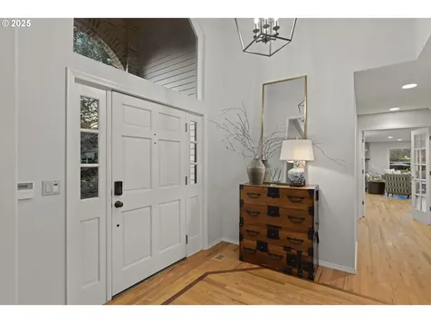 725 Oak Meadow Court Lake Oswego OR 97034