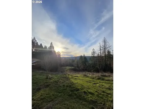 781 Pine Ridge Drive Glide OR 97443