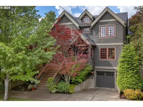 2877 SE Brooklyn Street Portland OR 97202