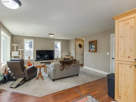 697 SE Millright Court Mcminnville OR 97128