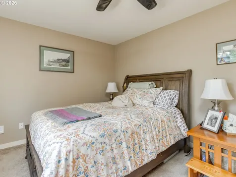 697 SE Millright Court Mcminnville OR 97128