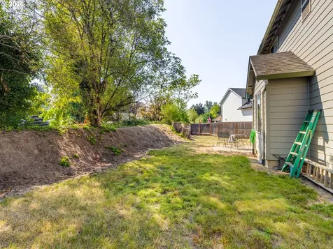 697 SE Millright Court Mcminnville OR 97128