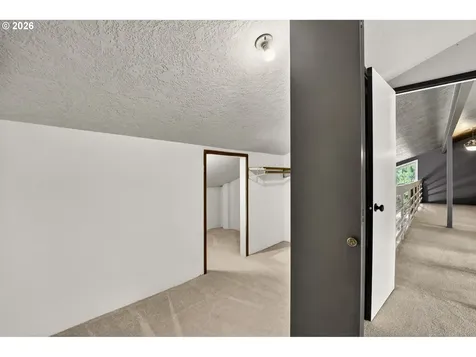 19451 Wilderness Drive West Linn OR 97068