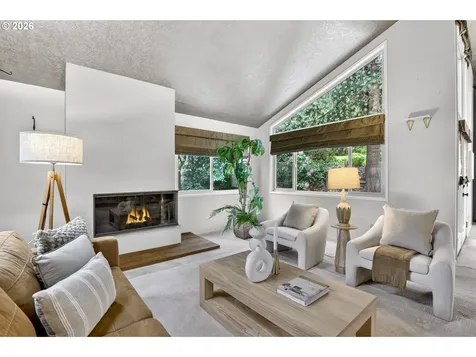 19451 Wilderness Drive West Linn OR 97068