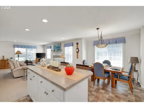 2011 N Redwood Street Canby OR 97013