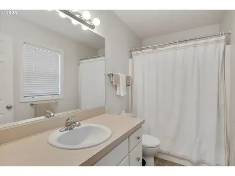 2011 N Redwood Street Canby OR 97013