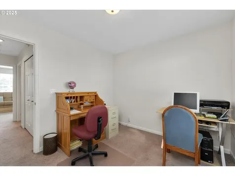 2011 N Redwood Street Canby OR 97013