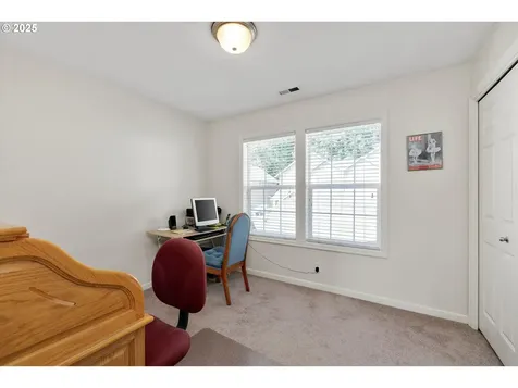 2011 N Redwood Street Canby OR 97013