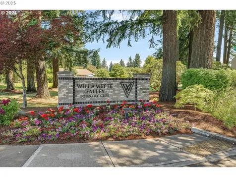 2011 N Redwood Street Canby OR 97013