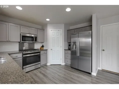 2149 NE Grandhaven Street Mcminnville OR 97128